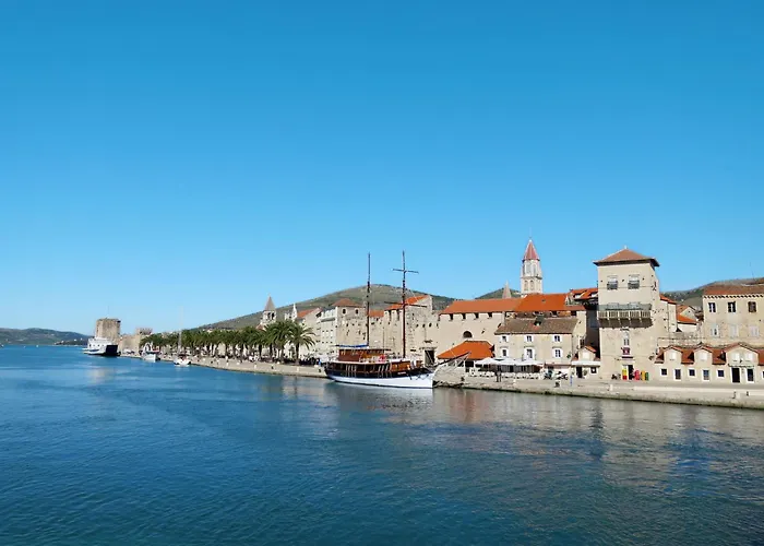 Medena-3 By Interhome Appartement Trogir